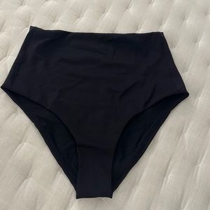 Left on Friday Hi Tide Bottom - L - Black